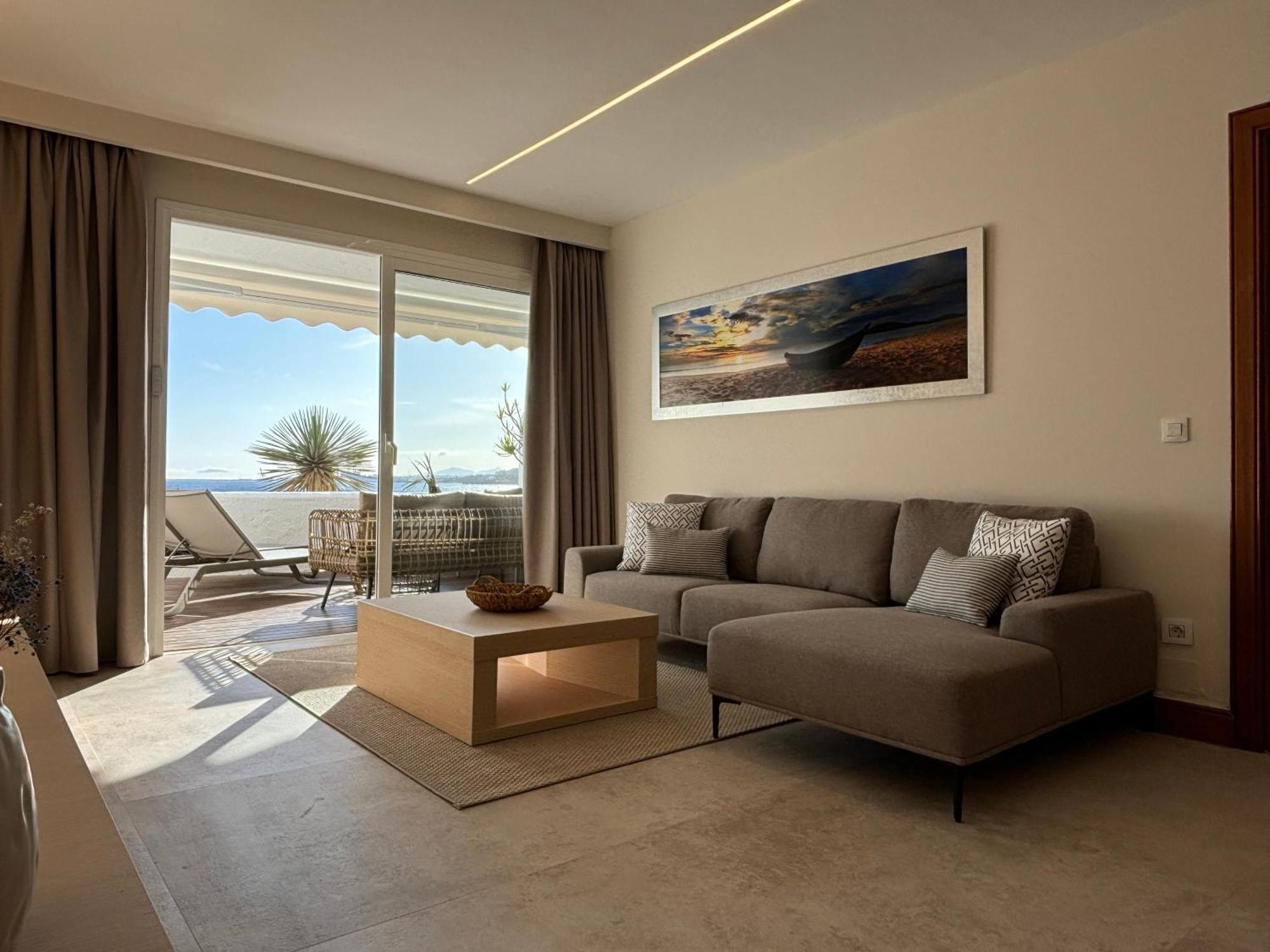 Apartment Luxury First Line *