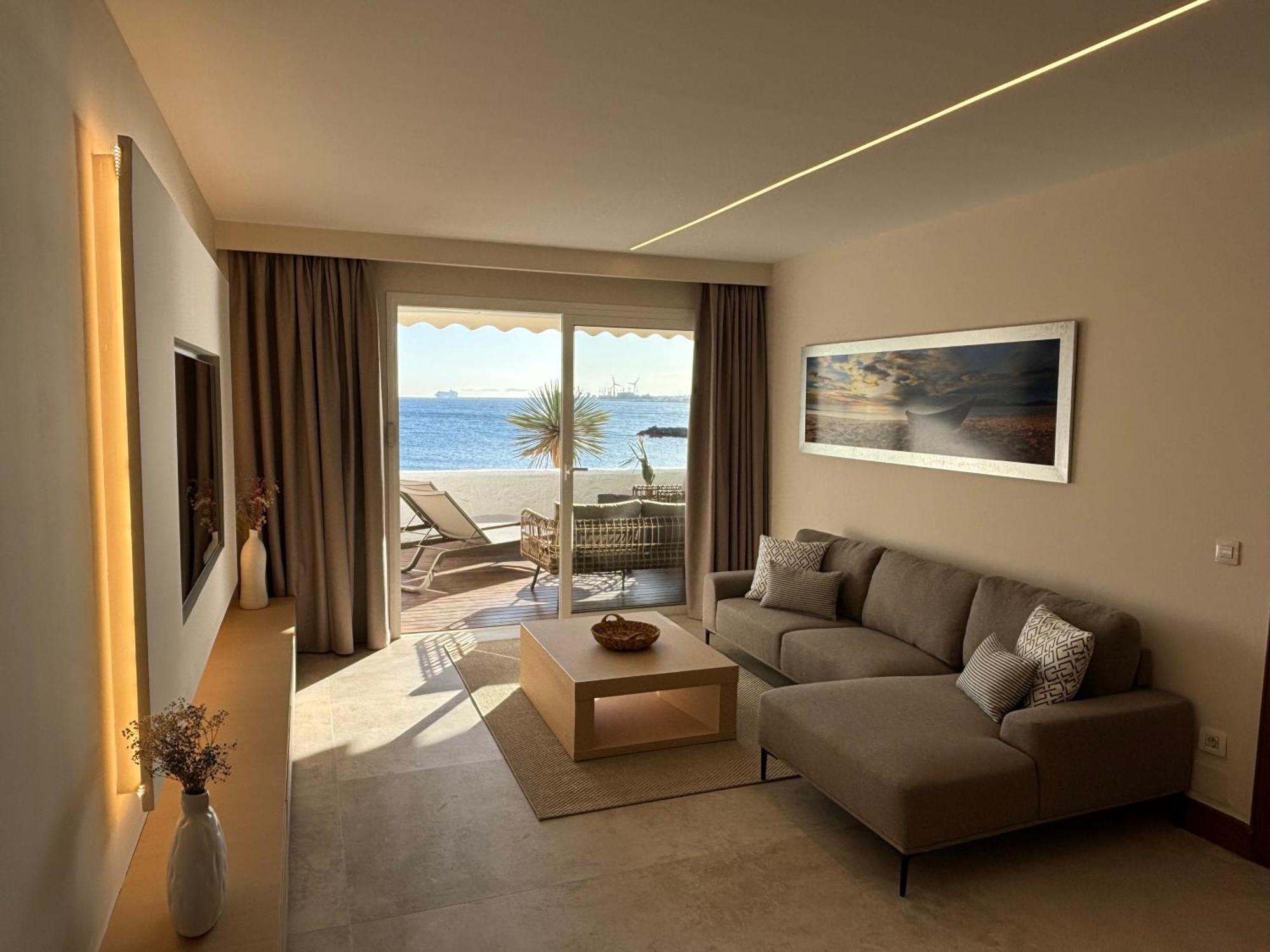 Luxury First Line * Costa Teguise